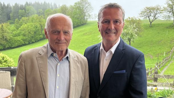 Zum 80. Geburtstag - Herrn Gerald Steiner